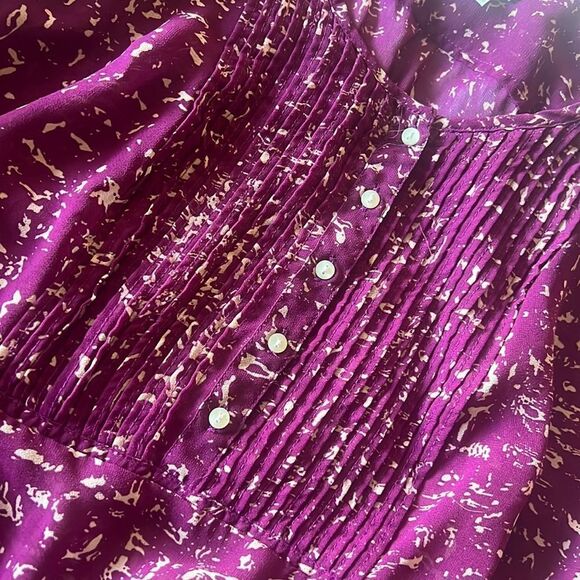 Converse Semi-Sheer Burgundy & Tan Print Tunic Blouse - Picture 7 of 9